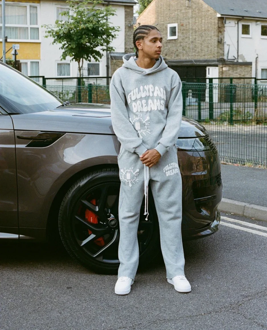 DREAMS HOODIE LIGHT GREY